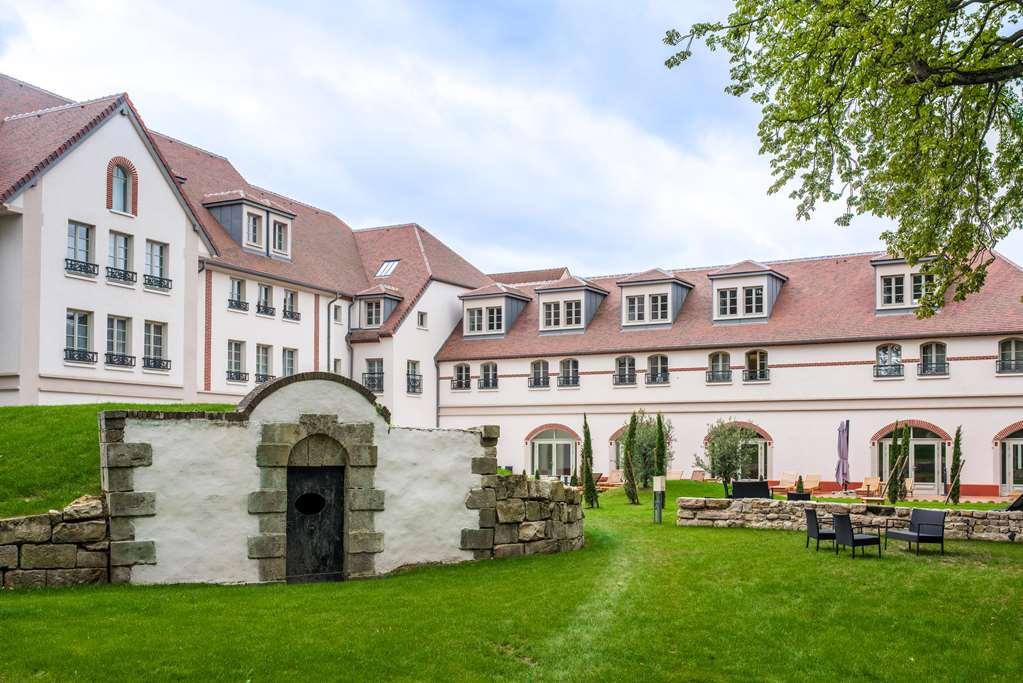 Mercure Maintenon Exteriör bild