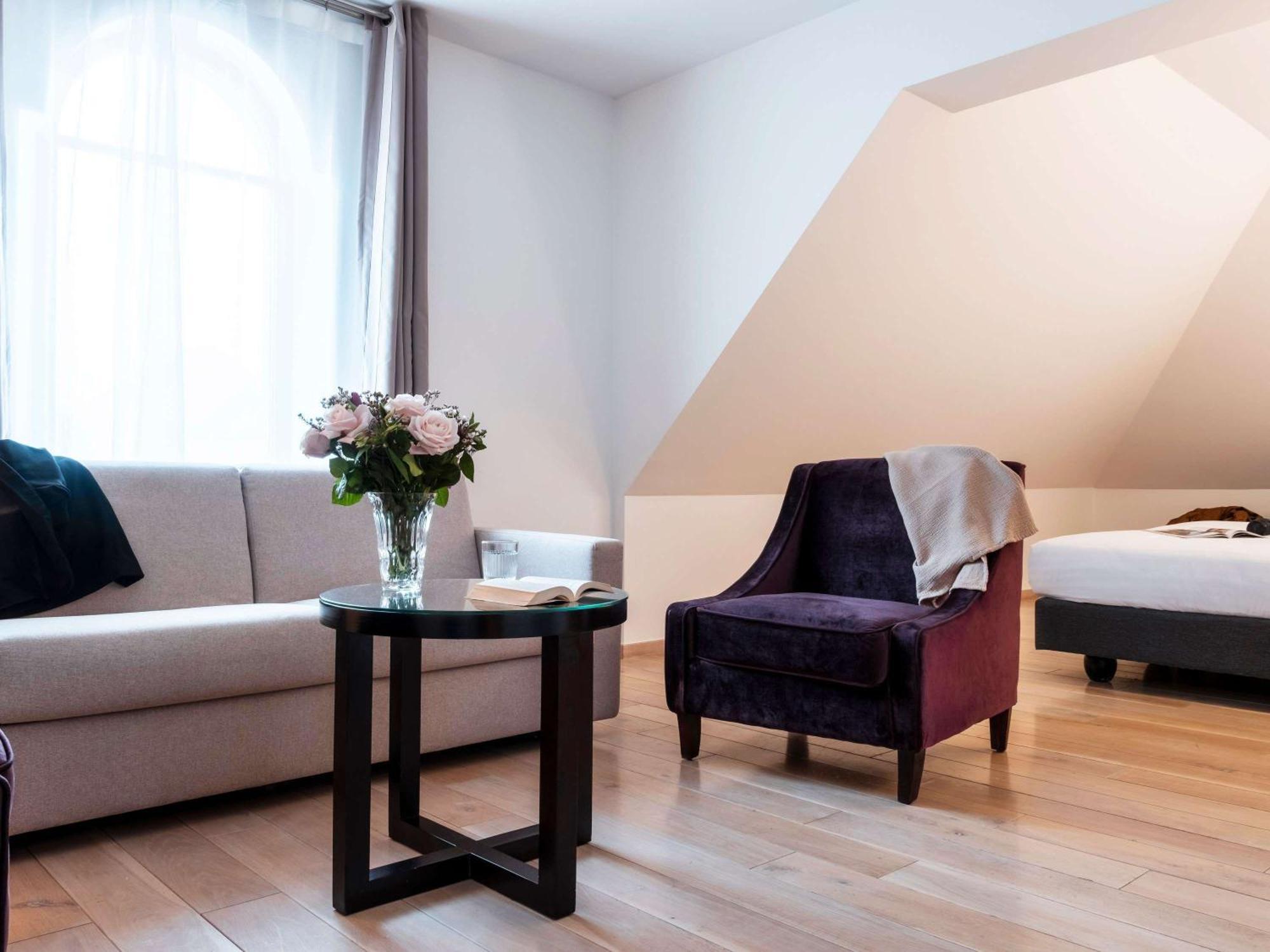 Mercure Maintenon Exteriör bild