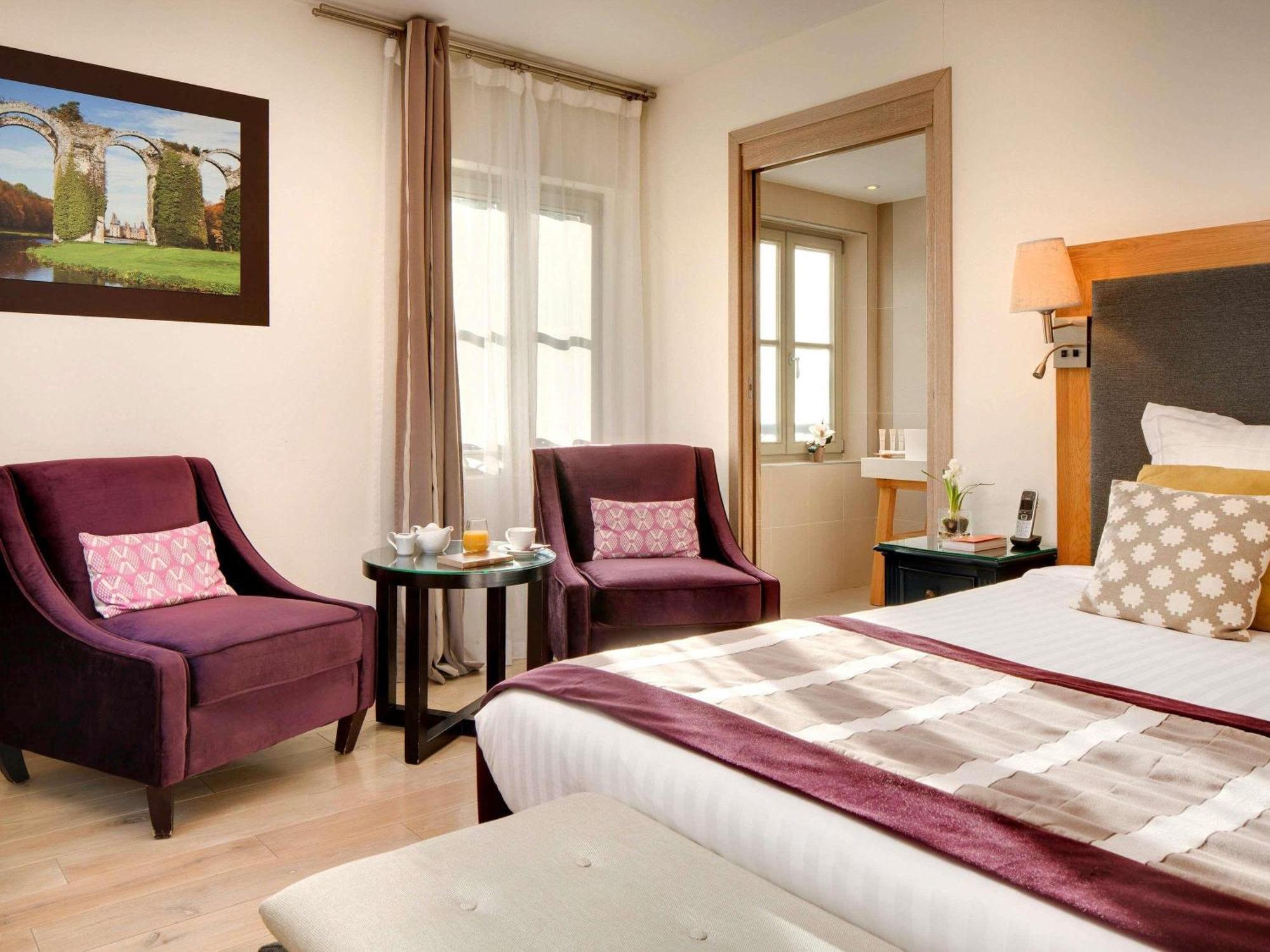 Mercure Maintenon Exteriör bild